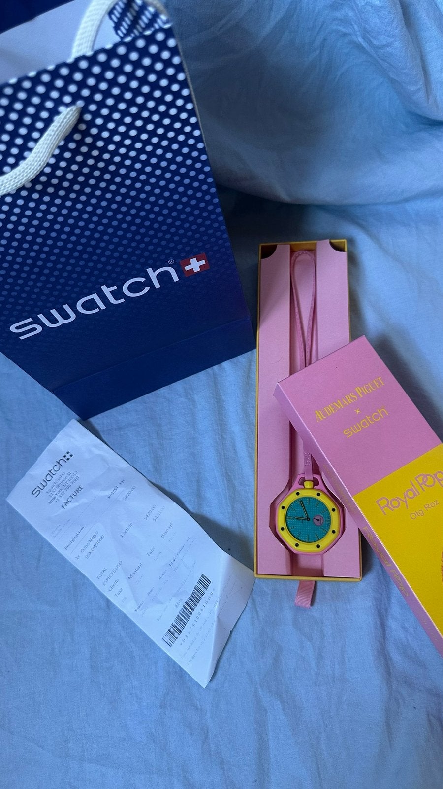 Swatch royal pop, Handtassen en Accessoires, Horloges | Heren, Ophalen of Verzenden, Nieuw, Zakhorloge