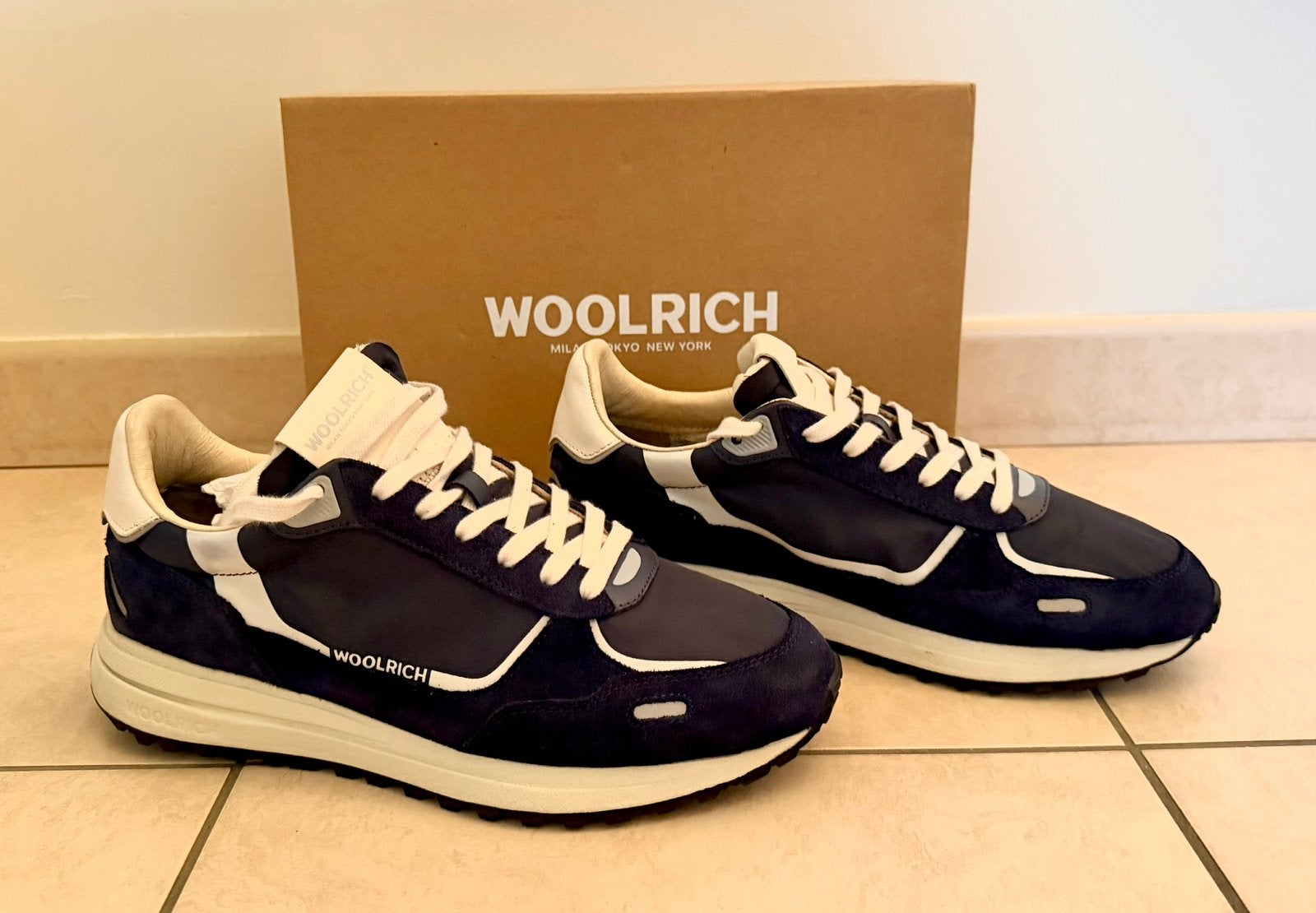 Des baskets Woolrich ! (ÉTAT NEUF), Vêtements | Hommes, Chaussures, Comme neuf, Baskets, Bleu, Enlèvement ou Envoi