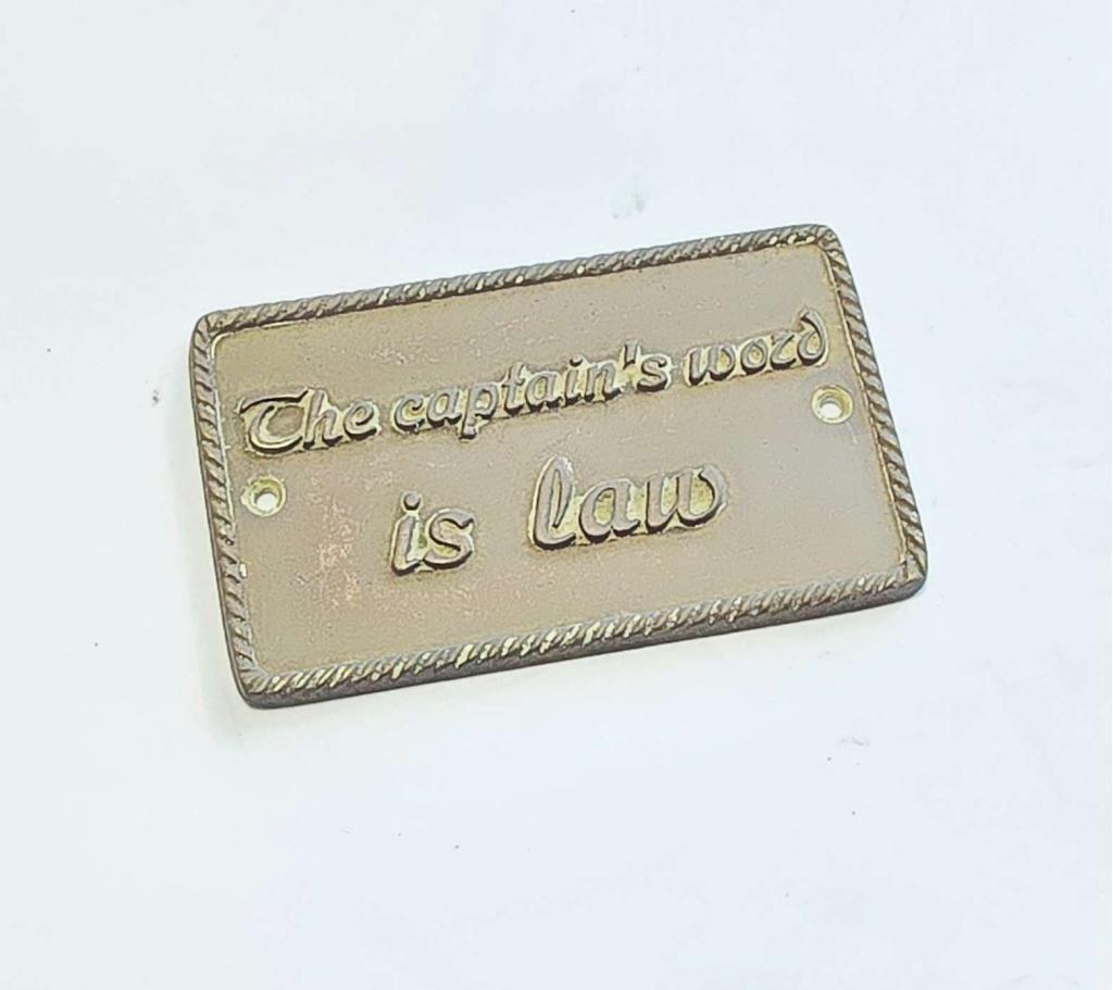 Vintage decal brons The captain's word is law 100mm, Watersport en Boten, Gebruikt, Niet ingevuld, Interieur en Kussens, Niet ingevuld