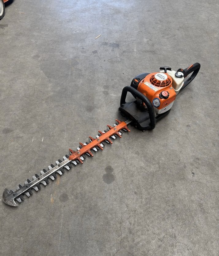 Stihl HS 82 R haagschaar, Jardin & Terrasse, Taille-haies, Enlèvement, Essence