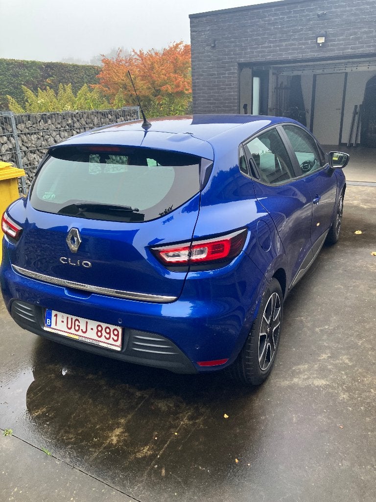 Unieke Renault Clio Intens 2018  – Slechts 23.490 km!, Auto's, Voorwielaandrijving, Blauw, Alcantara, Verwarmde buitenspiegels
