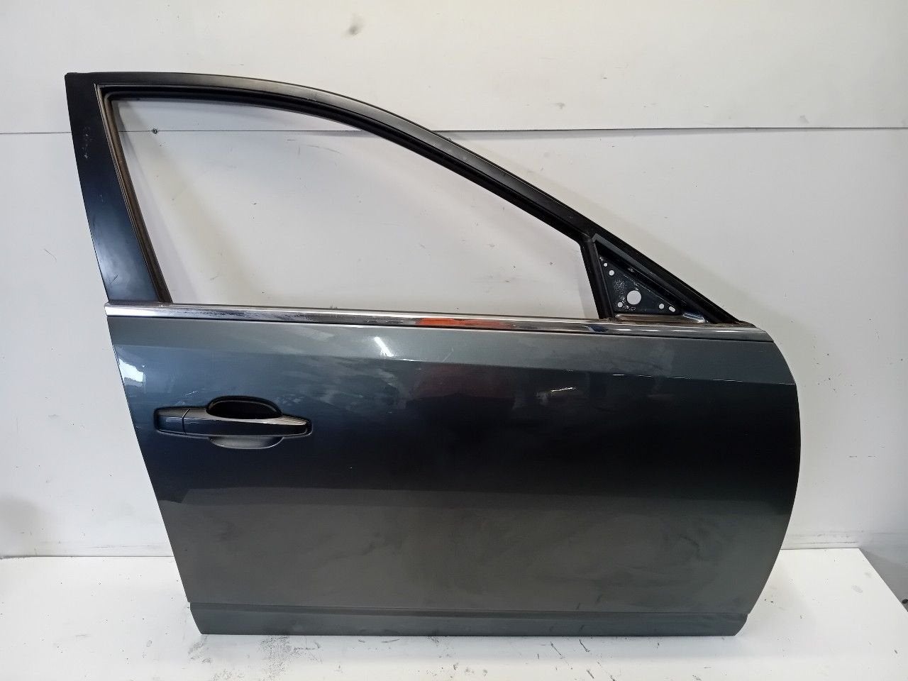 Portier rechts voor Cadillac CTS, Cadillac, Onderdelen@venauto.nl, Van der Ven Autorecycling B.V., Ettenseweg 76, 4706 PB Roosendaal, The Netherlands