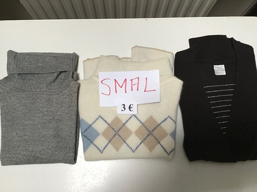 8 pulls pour femmes, taille S à 3 euros par pull, Vêtements | Femmes, Pulls & Gilets, Comme neuf, Enlèvement ou Envoi
