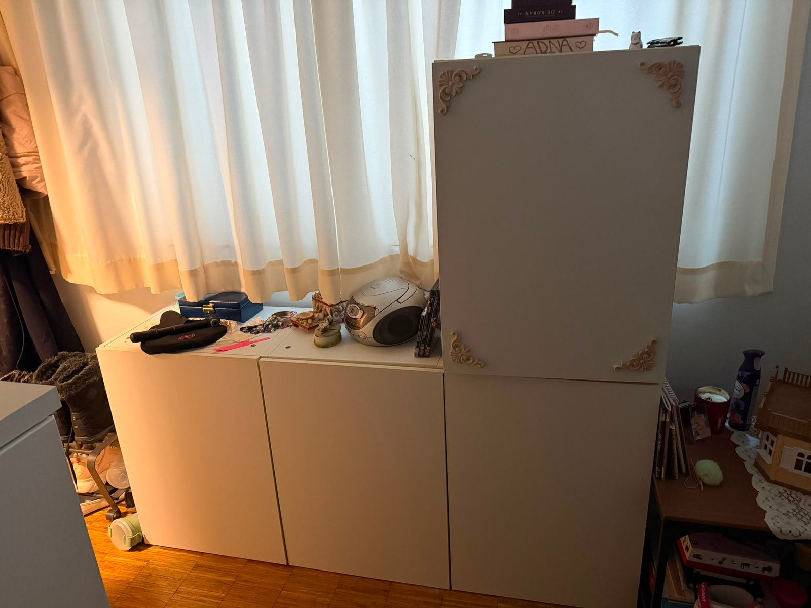 Ikea kastjes, Ophalen, Zo goed als nieuw, Met plank(en)