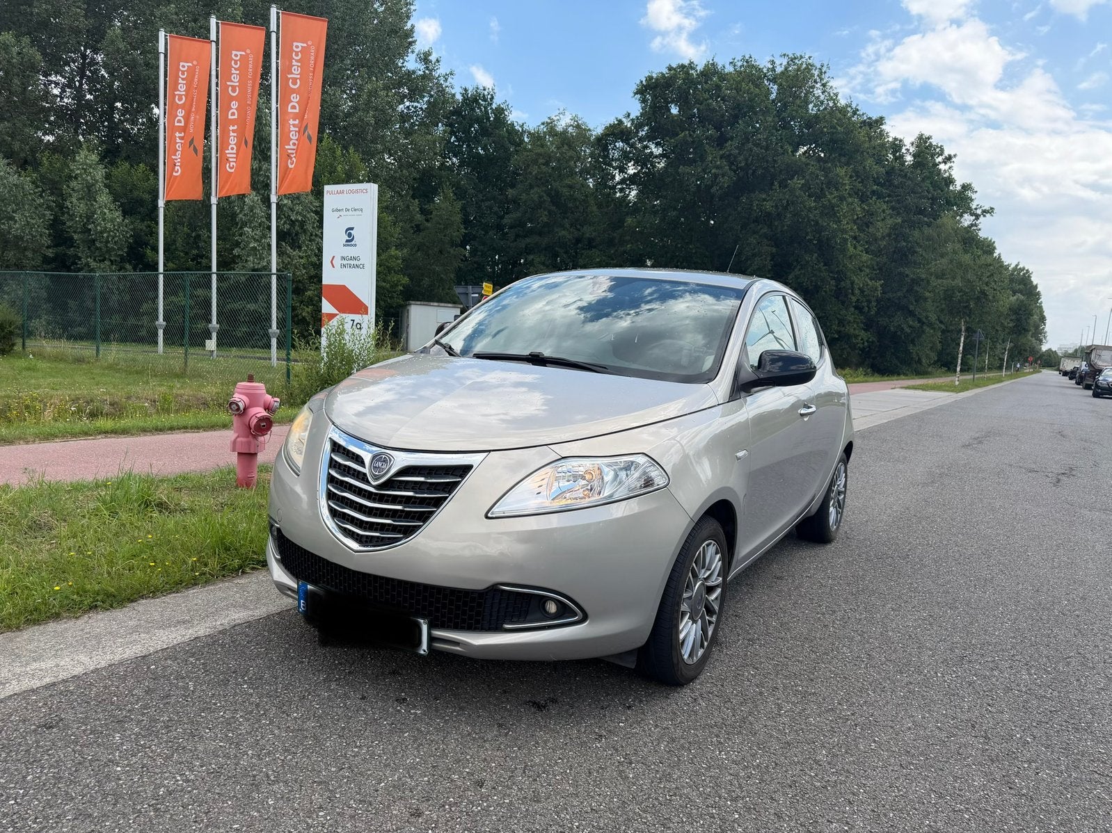 Lancia Ypsilon Gekeurd !, Auto's, Lancia, Bluetooth, Handgeschakeld, 5 deurs, Particulier