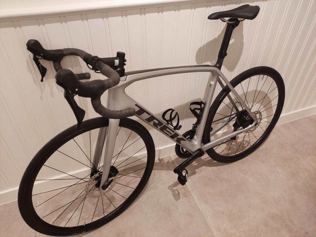 Trek Emonda SL 5 Carbon, Fietsen en Brommers, Fietsen | Racefietsen, Zo goed als nieuw, Heren, Overige merken, Meer dan 20 versnellingen