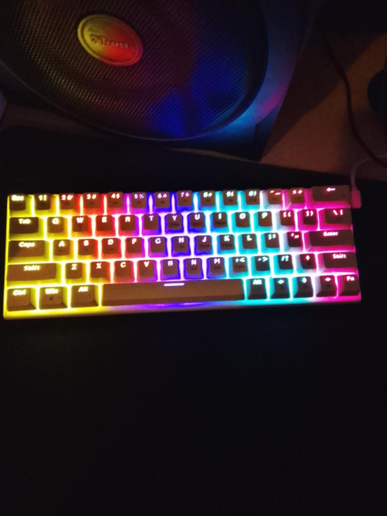 Getcetera gaming toetsenbord Bleu switches, Computers en Software, Toetsenborden, Gaming toetsenbord, Nieuw, Ophalen of Verzenden