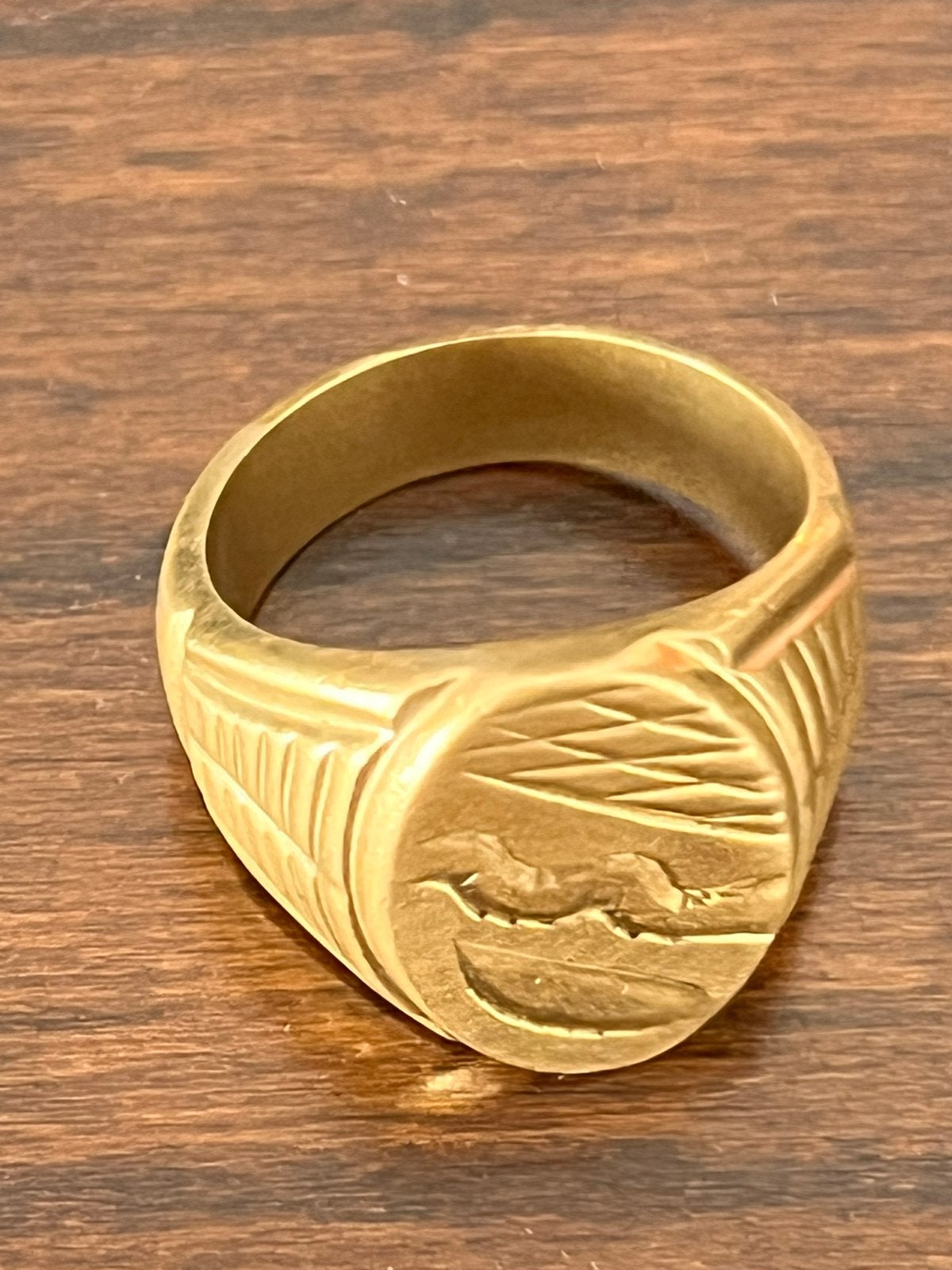 Ring met stempel, Handtassen en Accessoires, Ringen, Ophalen, Gebruikt, Geel, Heer