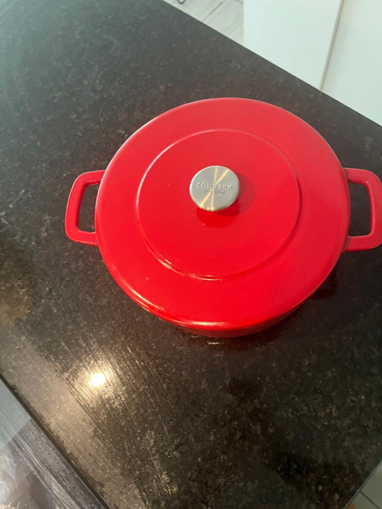 cocotte en fonte, Enlèvement, Utilisé