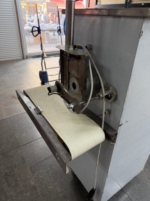 Diviseuse a pâte profesionnel / coupe-pâte pour boulangerie, Enlèvement ou Envoi