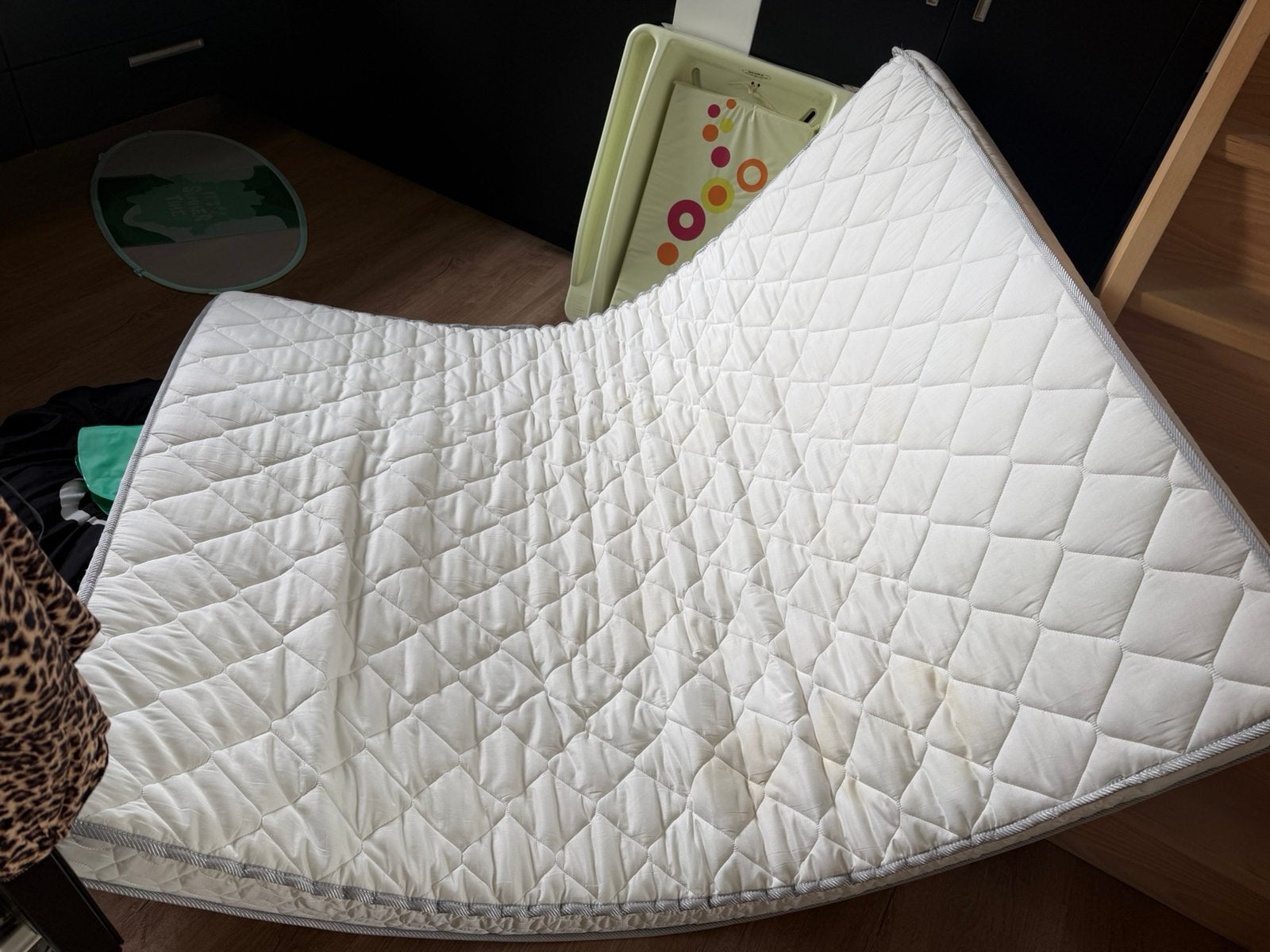 Matelas sommier lit, Maison & Meubles, Matelas, 140 cm, Enlèvement, Utilisé