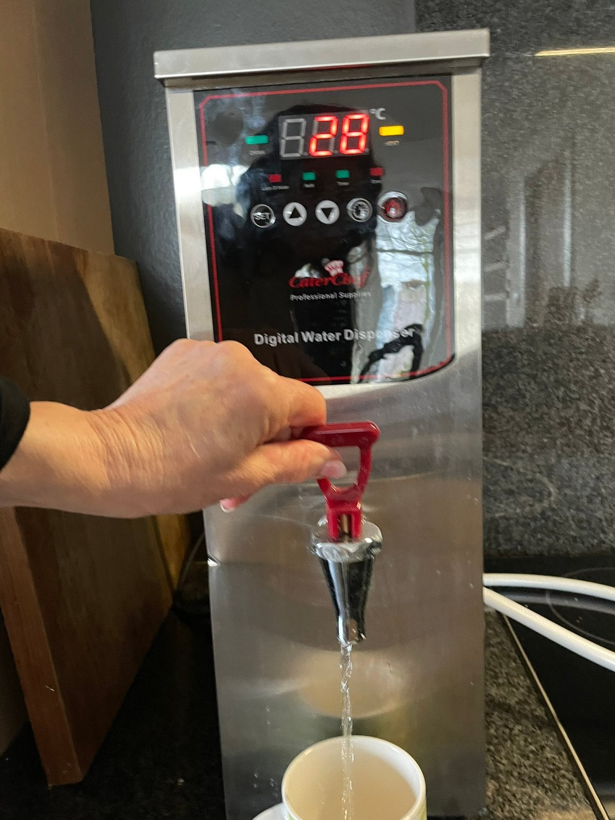 Digital water dispenser, Ophalen, Zo goed als nieuw