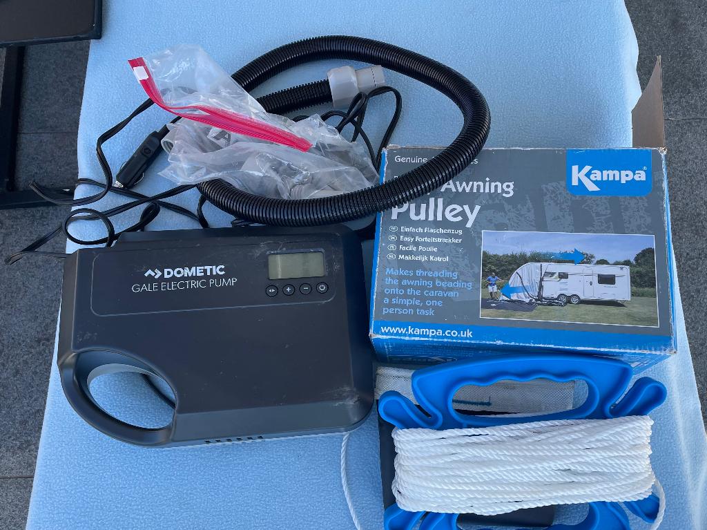 CAMPING, Enlèvement, Utilisé