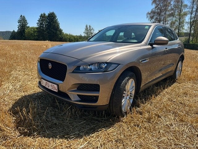 JAGUAR F PACE 2.0D Prestige, Autos, Achat, Boîte manuelle, Beige, 5 portes