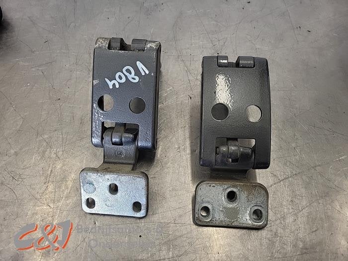 Charnière porte arrière gauche d'un Volkswagen Crafter, Volkswagen, -, 3 mois de garantie, Utilisé