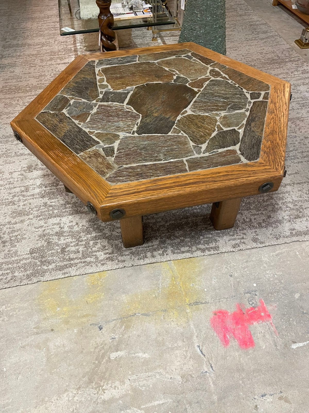 1960s vintage brutalist salontafel, Huis en Inrichting, Ophalen, Zo goed als nieuw