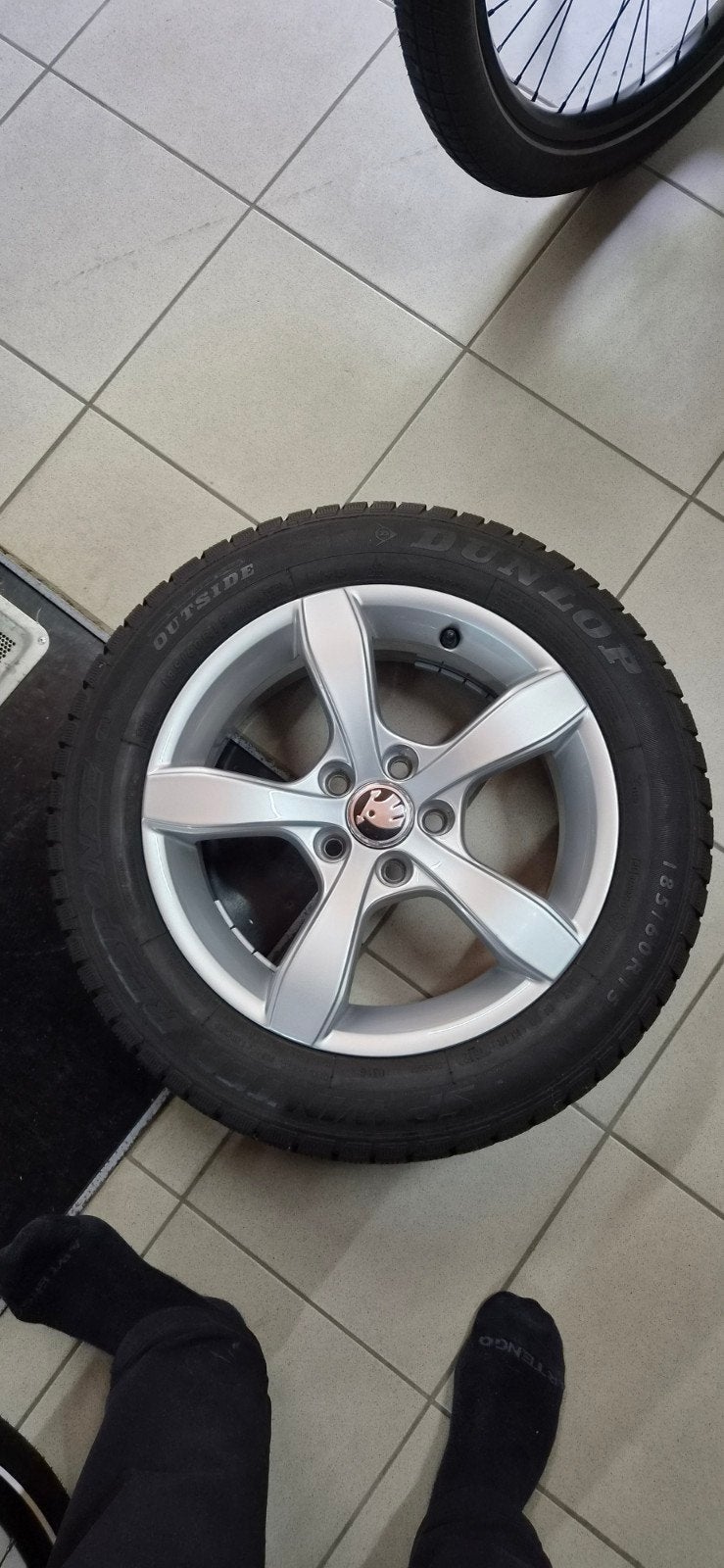 4 winterbanden op velg, Auto-onderdelen, Ophalen, Winterbanden, Velg(en)