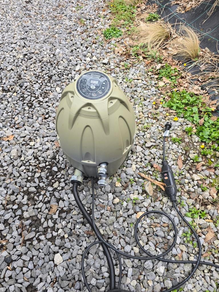 Pompe Jaccuzzi Bestway Lay-z-spa, Enlèvement, Utilisé, Pompe