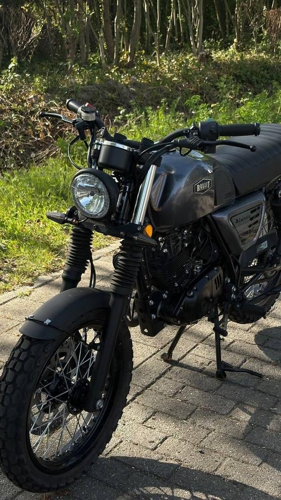 Brommer Bullit Bulroc 125, Fietsen en Brommers, 125 cc, Zo goed als nieuw, 5 versnellingen, Ophalen