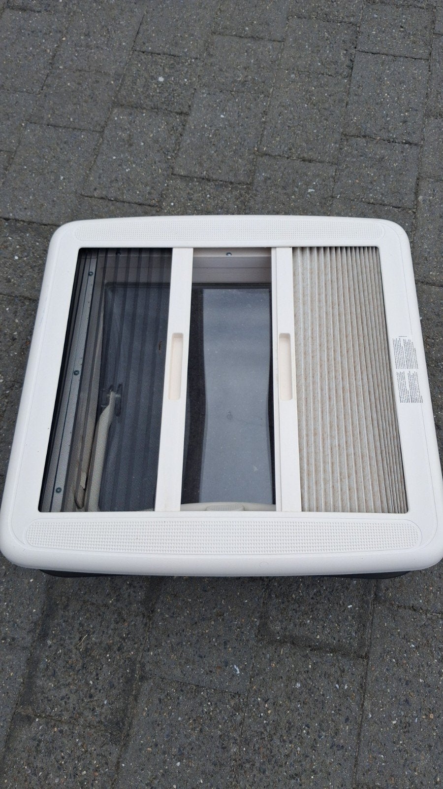 Fenêtre de toit Dometic 40x40, Enlèvement, Comme neuf