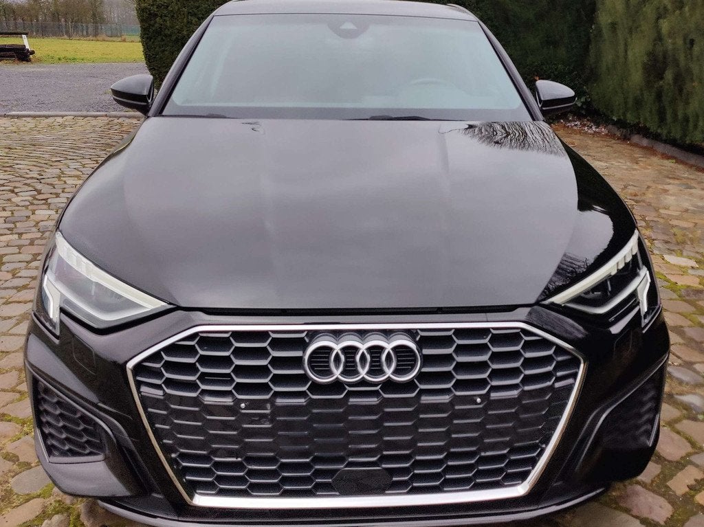 Audi A3 A3 35 TFSI S line S tronic (automatique), Alarme, Achat, 1878 kg, Noir
