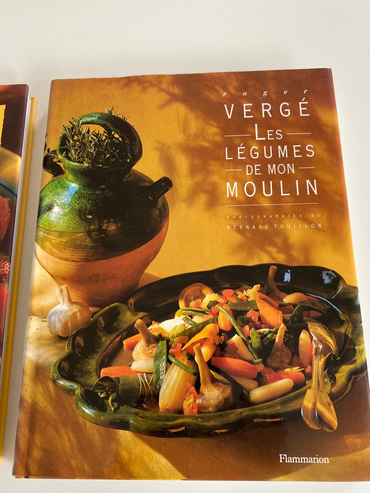 2 livres de cuisine de Roger Vergé, Enlèvement ou Envoi, Comme neuf