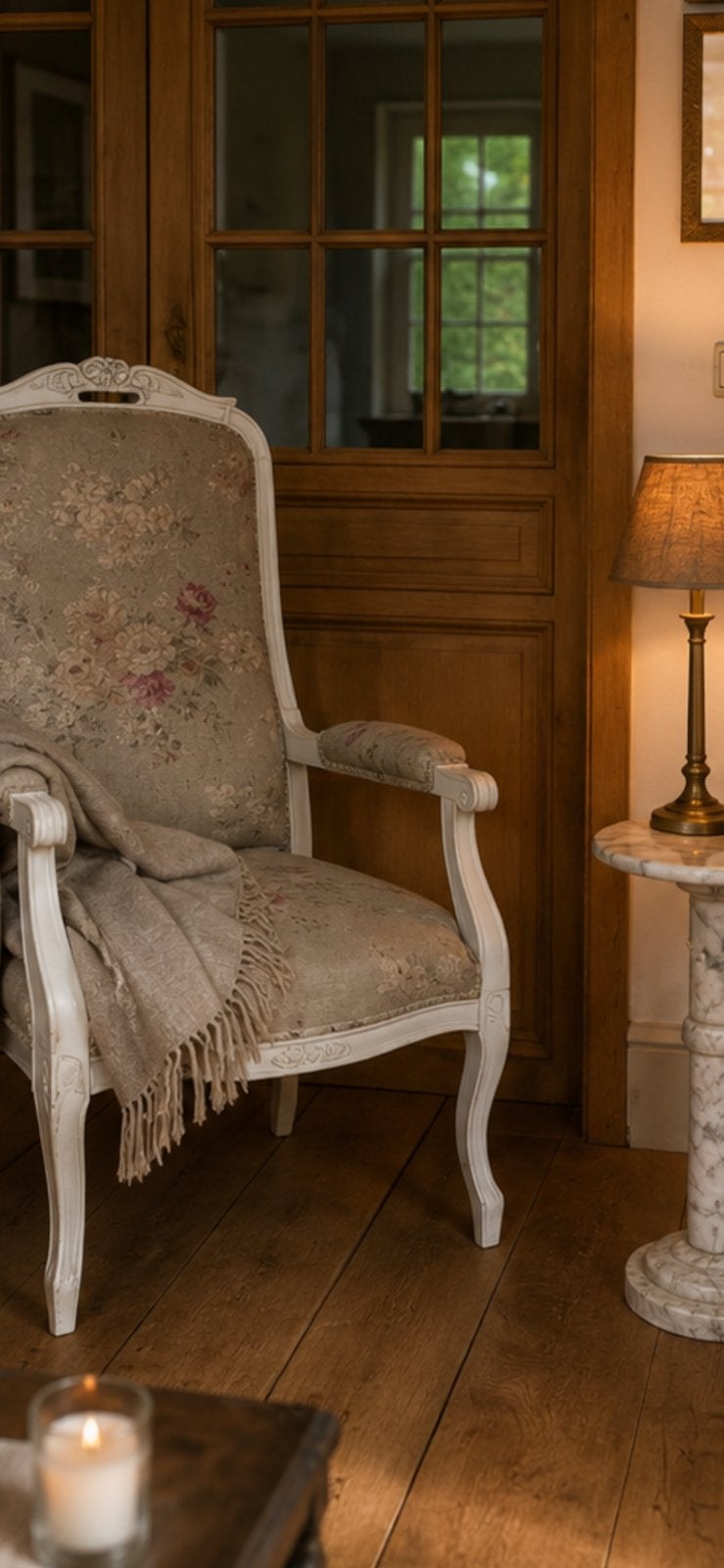Fauteuil romantique de style Bergère/Louis XV, Enlèvement