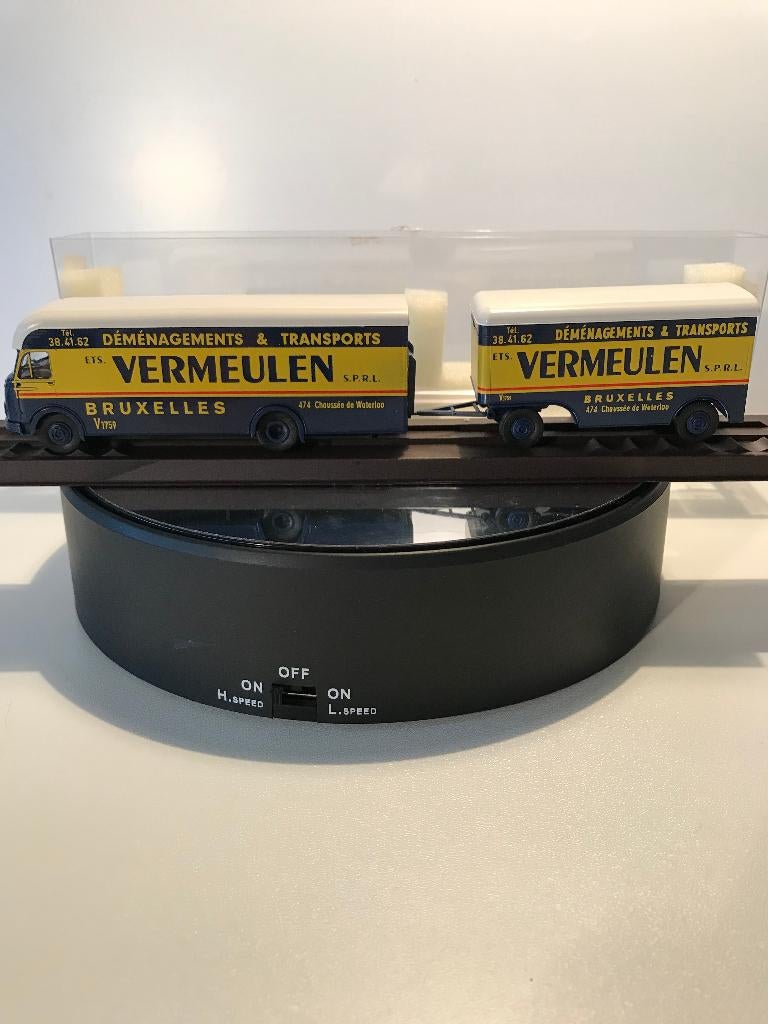 BREKINA - MERCEDES-BENZ - CAMION DE DÉMÉNAGEMENTS - 1:87, Envoi, Neuf, Bus ou Camion, Brekina