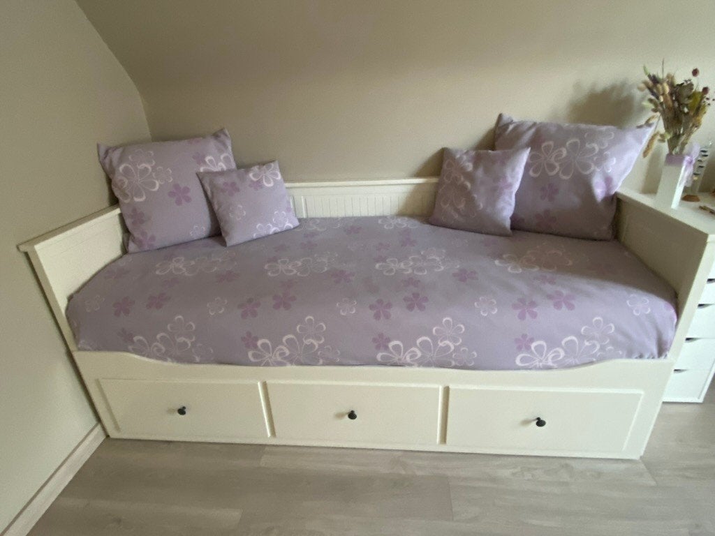 Canapé-lit Hemnes + 2 matelas, Maison & Meubles, Enlèvement