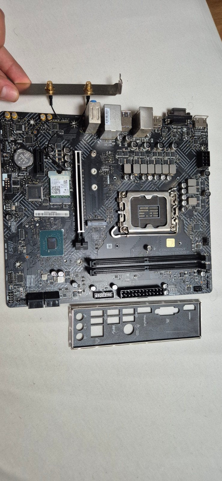 MSI PRO H610M oem + wifi