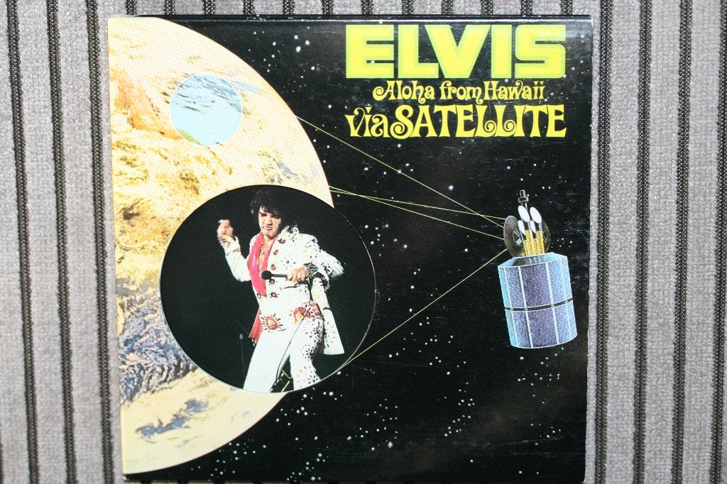 cd Japan - Elvis Presley – Aloha From Hawaii Via Satellite, Ophalen of Verzenden, Gebruikt
