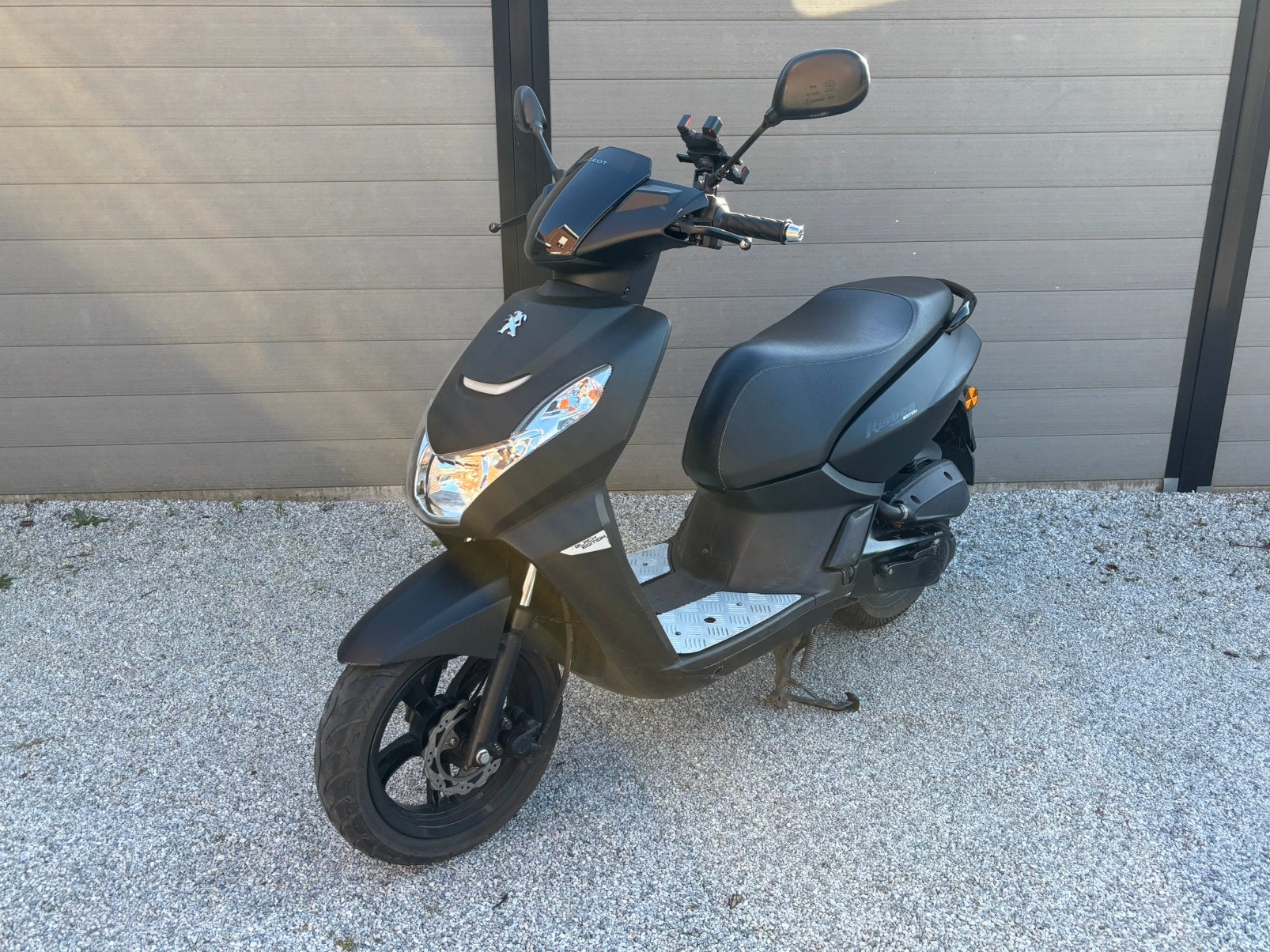 Peugeot Kisbee 50cc – 2019 – 14.554 km, Fietsen en Brommers, Ophalen, Gebruikt, Overige modellen, Klasse A (25 km/u)