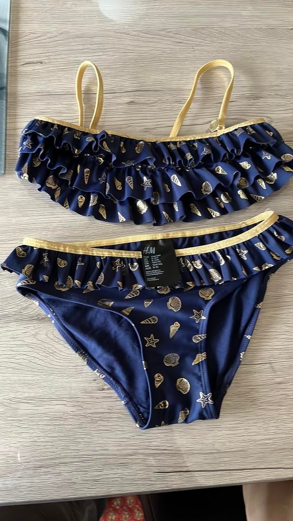 Nieuwe bikini zonder label , leeftijd 8 a 10 jaar of mt 134, Enfants & Bébés, Maillots de bain pour enfants, Neuf, Ensemble de bikini