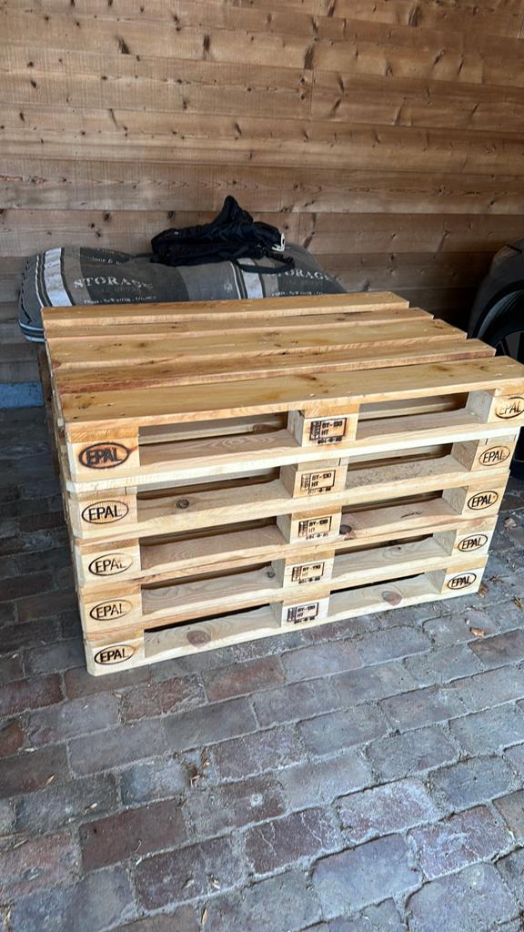 5 nieuwe europalletten, Doe-het-zelf en Bouw, Hout en Planken, Ophalen, Zo goed als nieuw