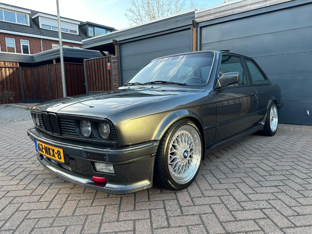 BMW E30 325i 3.5 M30B34 Turbo M-Technic 1, Autos, Argent ou Gris, Achat, 6 cylindres, 5 places