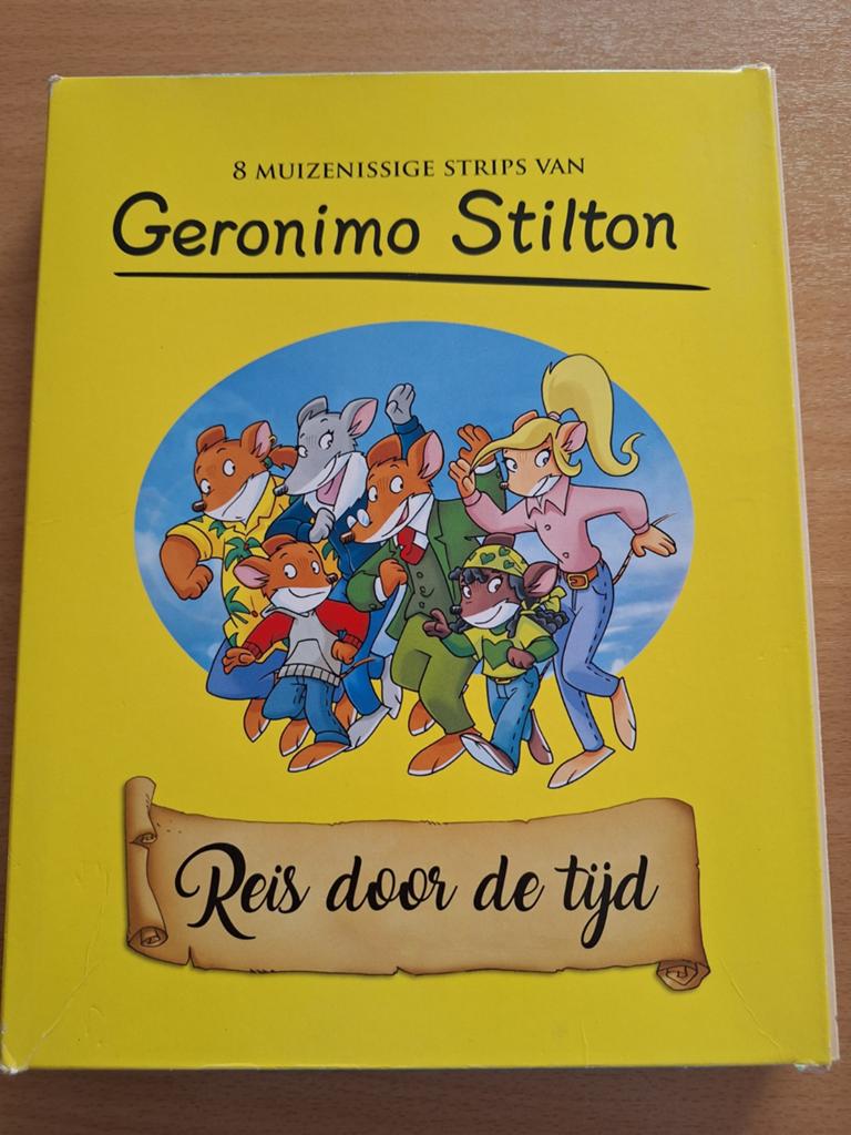 Strips Geronimo Stilton - reis door de tijd (8 strips), Ophalen, Zo goed als nieuw