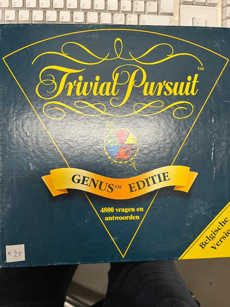spel Trivial Pursuit Genus editie, Hobby en Vrije tijd, Ophalen of Verzenden, Nieuw