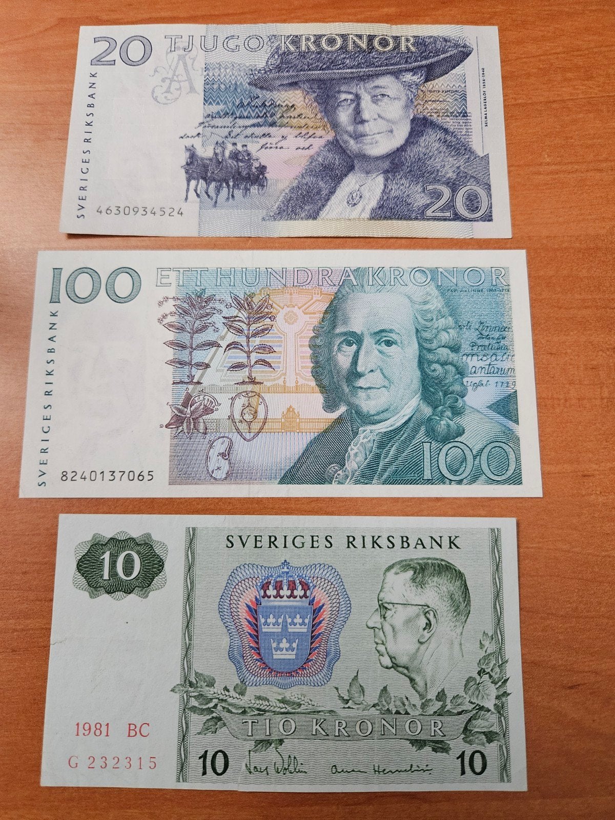Set suédois de 130 couronnes, Enlèvement ou Envoi, Série