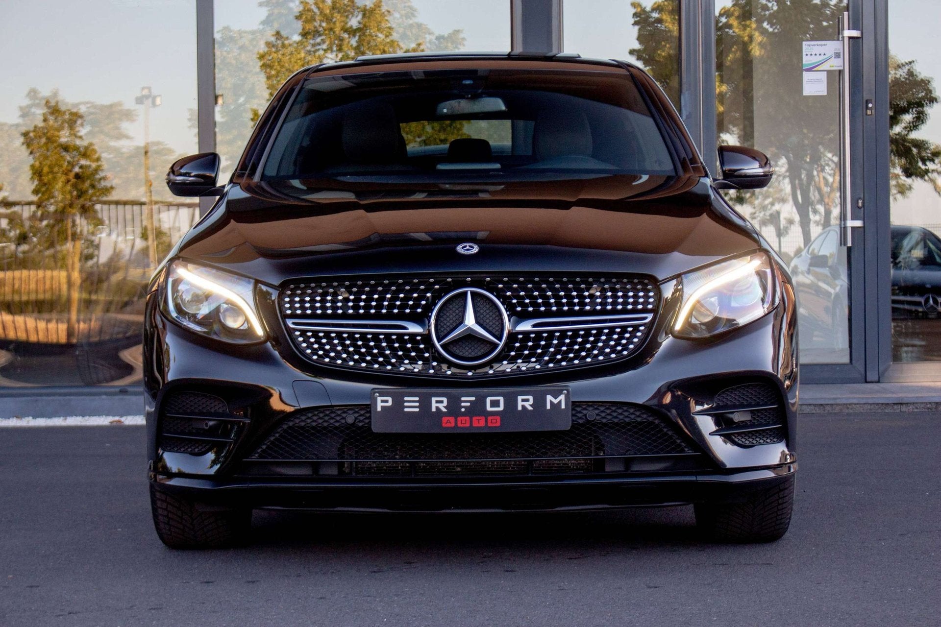 Mercedes-Benz GLC 220 d COUPÉ*AMG*4MATIC*NIGHT PACKAGE*, Autos, Achat, Euro 6, Entreprise, Autres couleurs