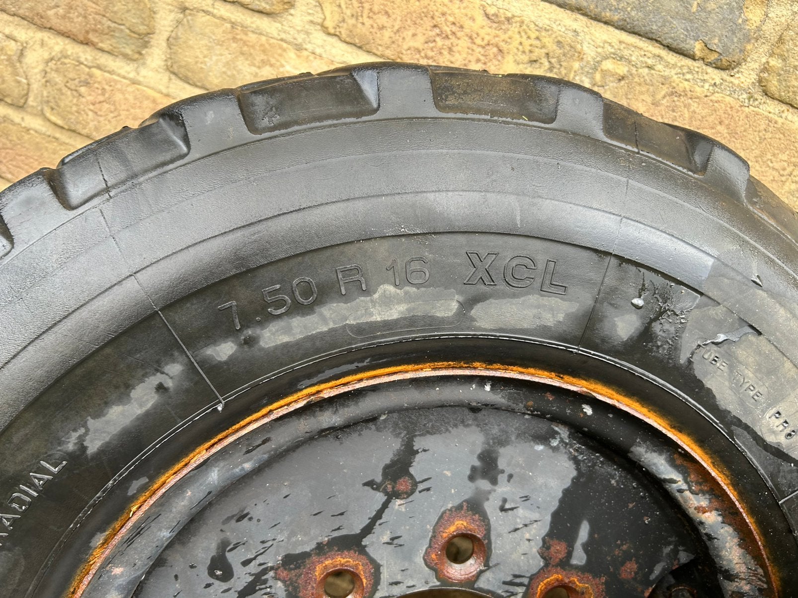 wielen voor Bobcat / schranklader – Michelin 7.50 R 16 XCL, Ophalen
