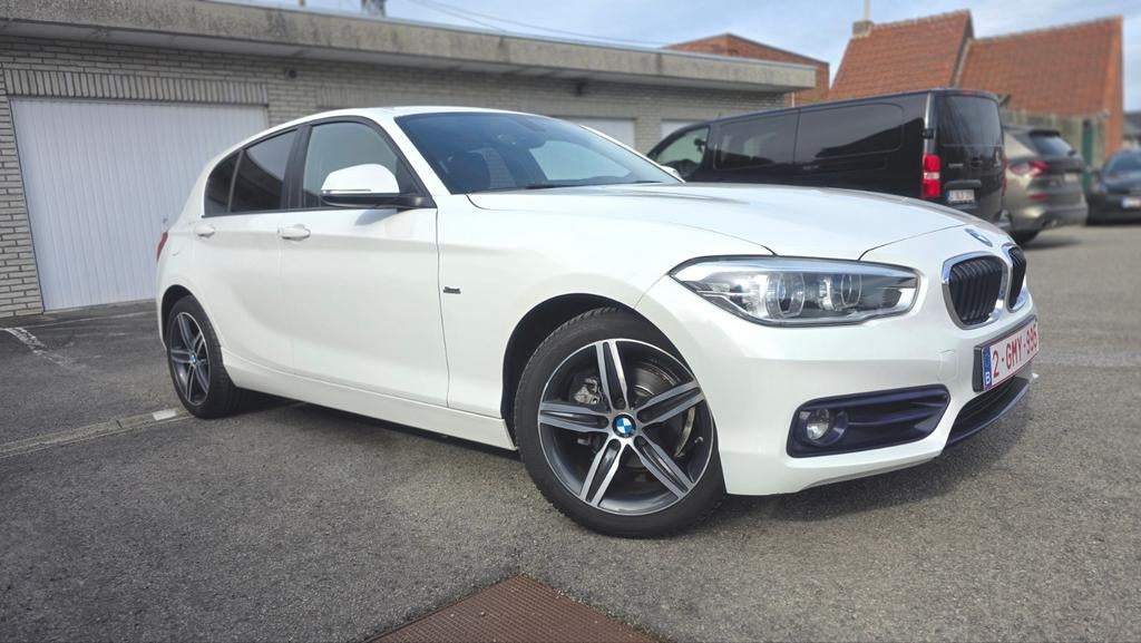 BMW 118i M-Pakket 
2018 – Benzine – 88400km, Auto's, BMW, 100 kW, 1345 kg, 1 Reeks, Leder en Stof