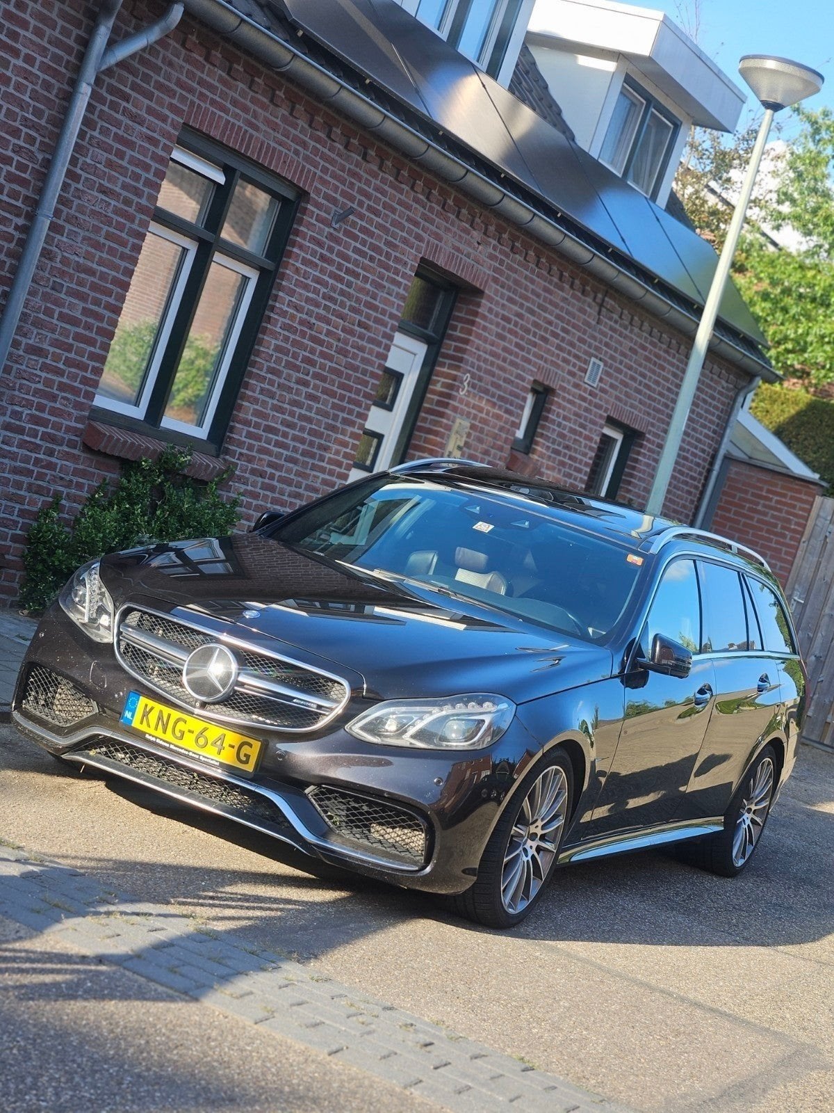 Mercedes-Benz E-Klasse 5.5 E63 AMG 430KW Sedan AUT 2015, Autos, Cuir, Achat, 430 kW, 5461 cm³