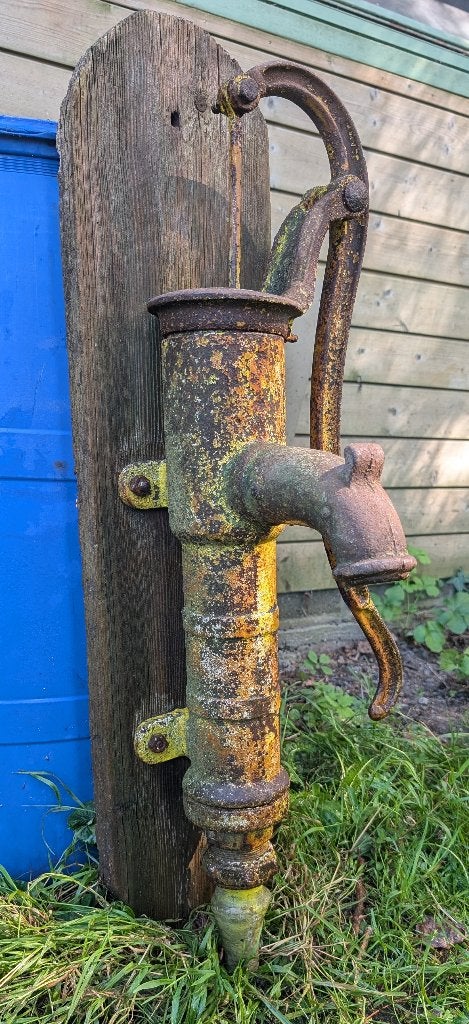 Oude pomp, Tuin en Terras, Ophalen, Gebruikt, Handmatig, Dompelpomp