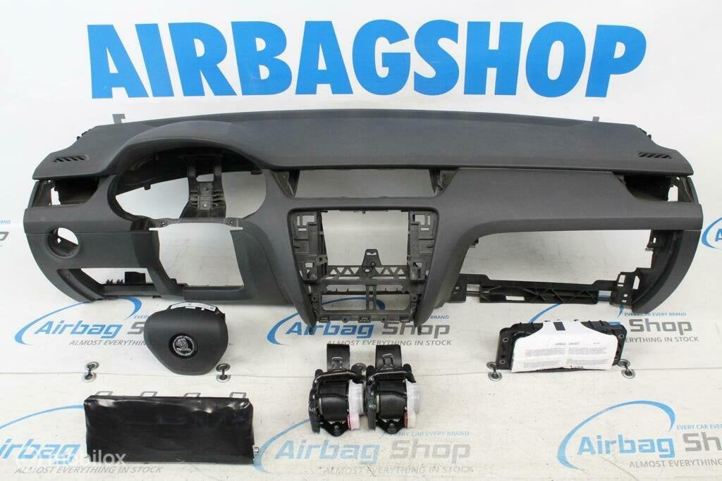 Airbag kit -Tableau de bord noir Skoda Octavia (2013-2020), Enlèvement ou Envoi, Utilisé