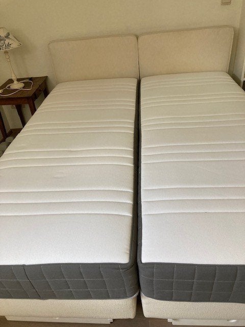 1 persoons bed boxspring, Huis en Inrichting, Ophalen, Gebruikt, Beige, 80 cm
