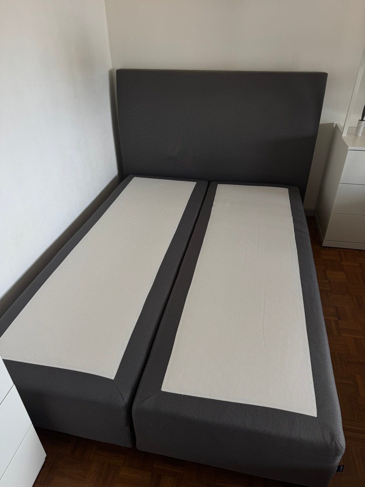 Lit boxsprings Karlsson 140x200, Ophalen, Gebruikt, Tweepersoons, 140 cm