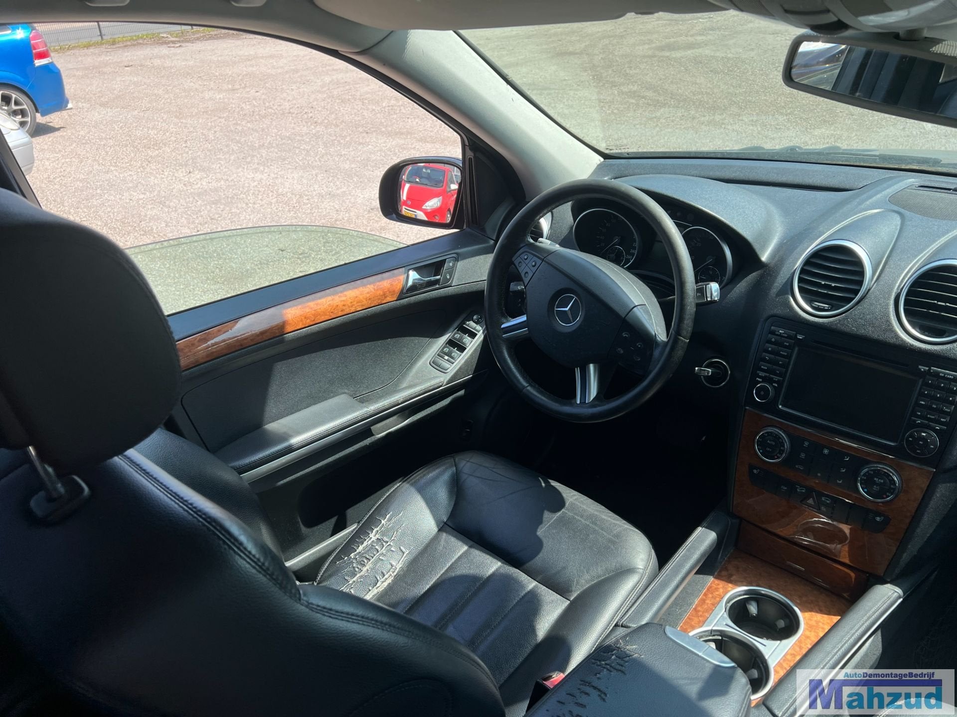 Pi ces de tableau de bord int rieur MERCEDES ML W164, Mercedes-Benz AG, Mercedes-Benz, Utilisé, Mercedesstrasse 120
70372  Stuttgart, DE