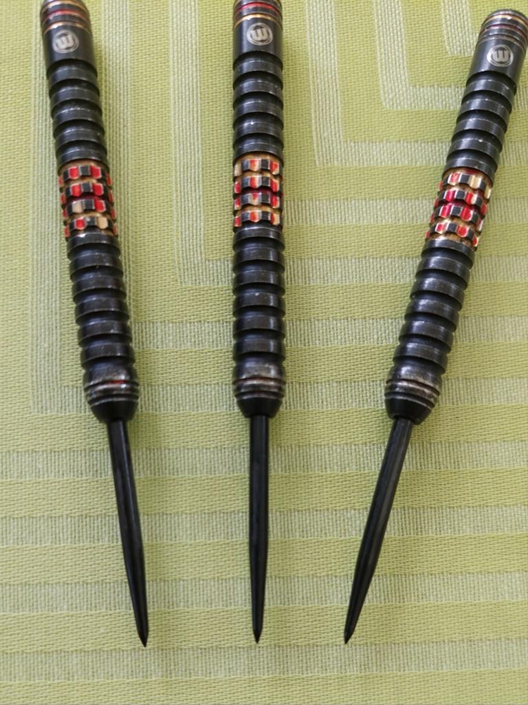 Winmau dartpijlen Valhalla 24gr, Sport en Fitness, Ophalen of Verzenden, Flights