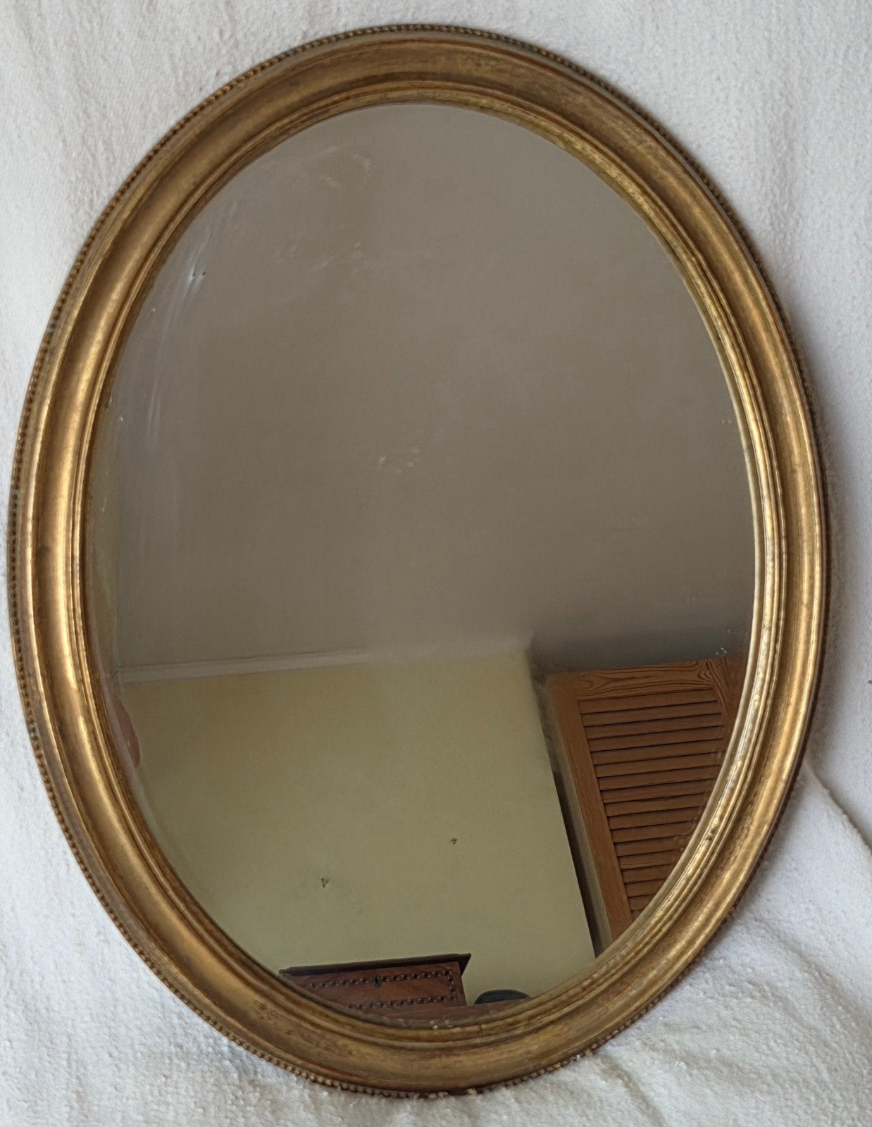 Ovale spiegel is een verguld houten frame in Louis XVI-st, Antiek en Kunst, Ophalen, Ovaal