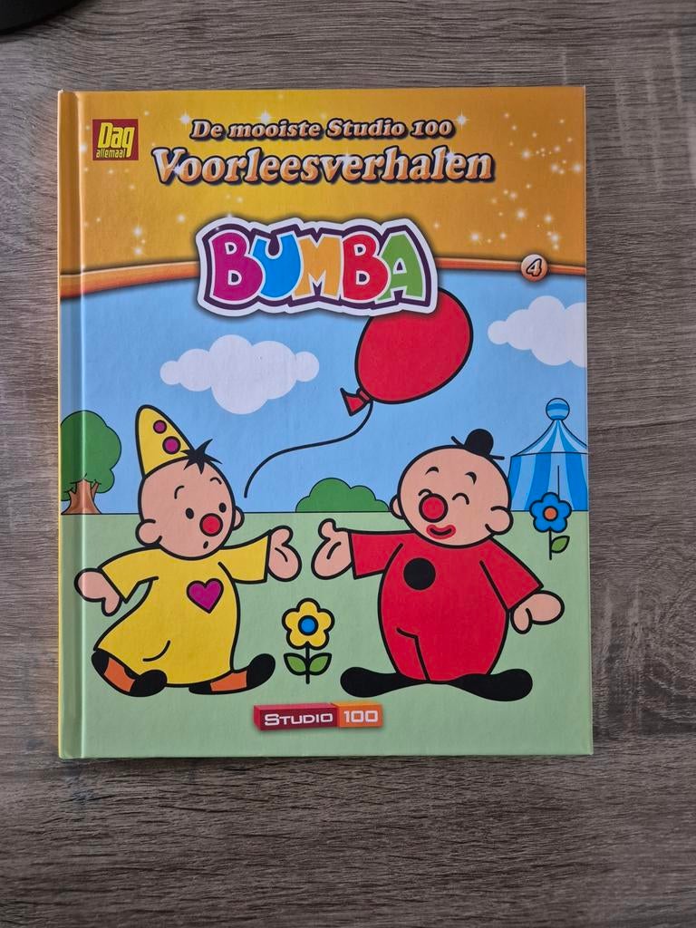 Boek bumba, Studio 100, Jongen of Meisje, Ophalen of Verzenden, Zo goed als nieuw